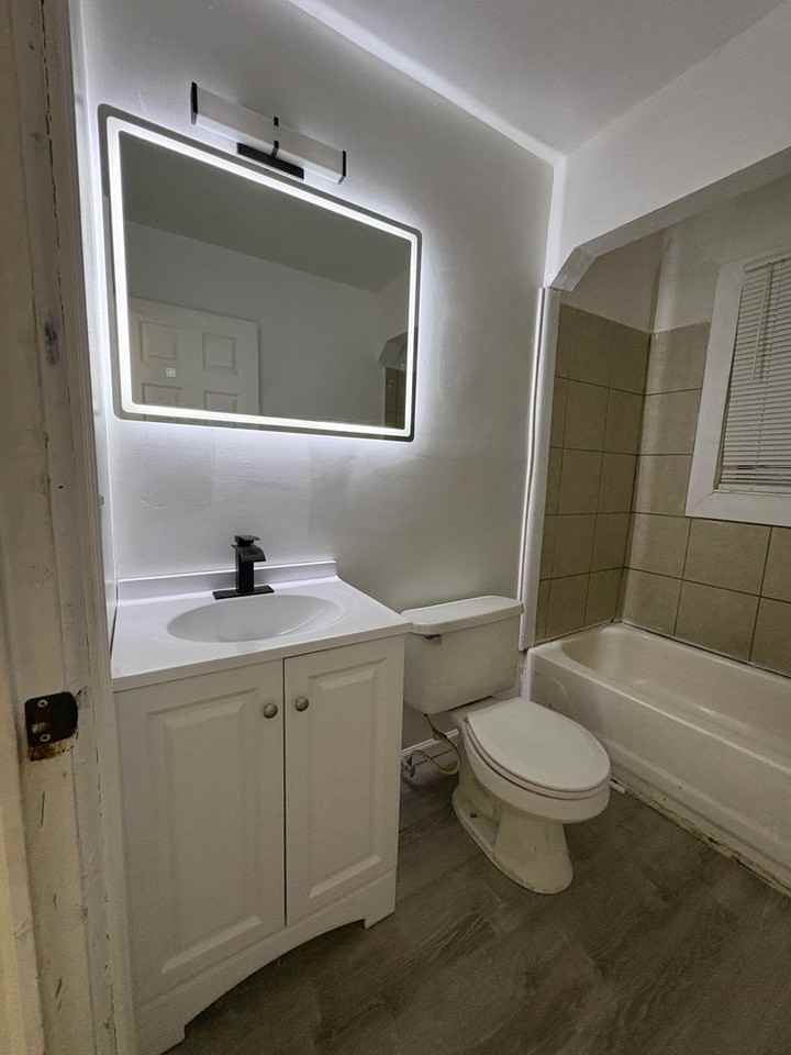 27813 Avondale St - Photo 5 of 10