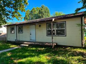 1107 Ash St - Photo 1 of 1