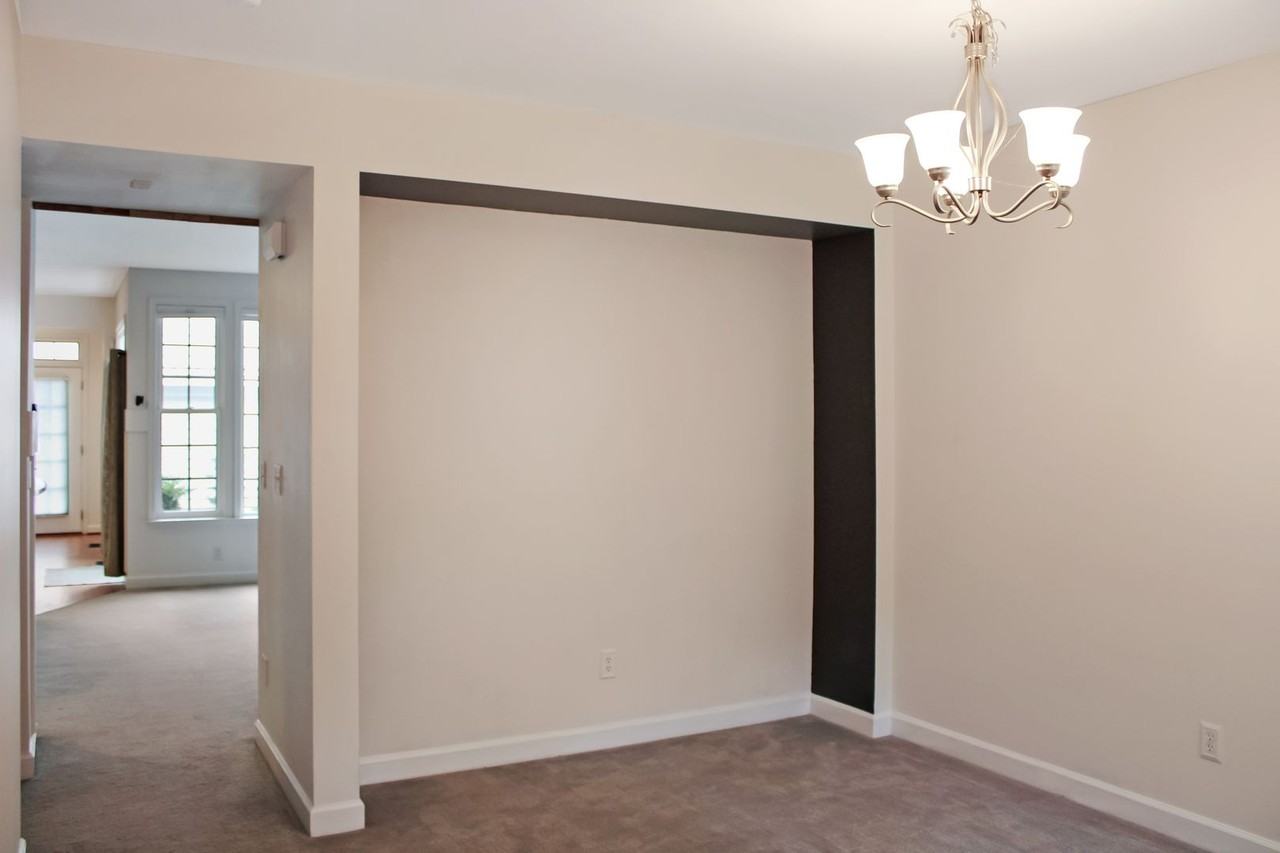 1023 Farrow Dr - Photo 5 of 29