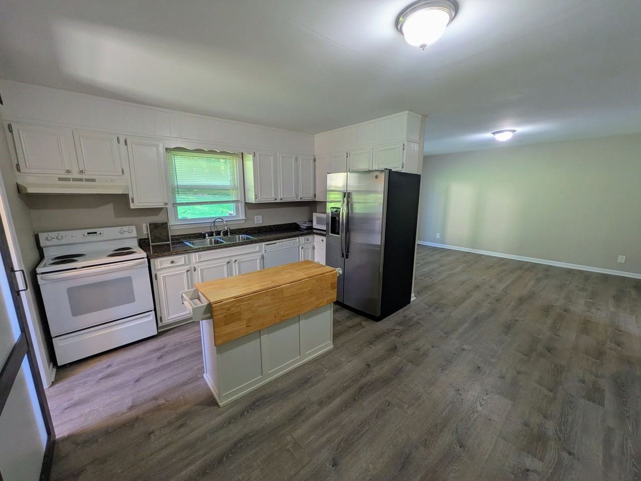1755 Camden Rd - Photo 6 of 14