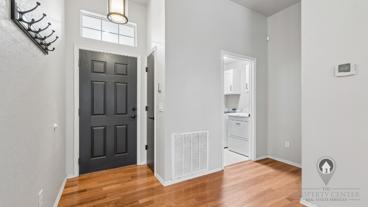 13317 Grayson Pl - Photo 4 of 34