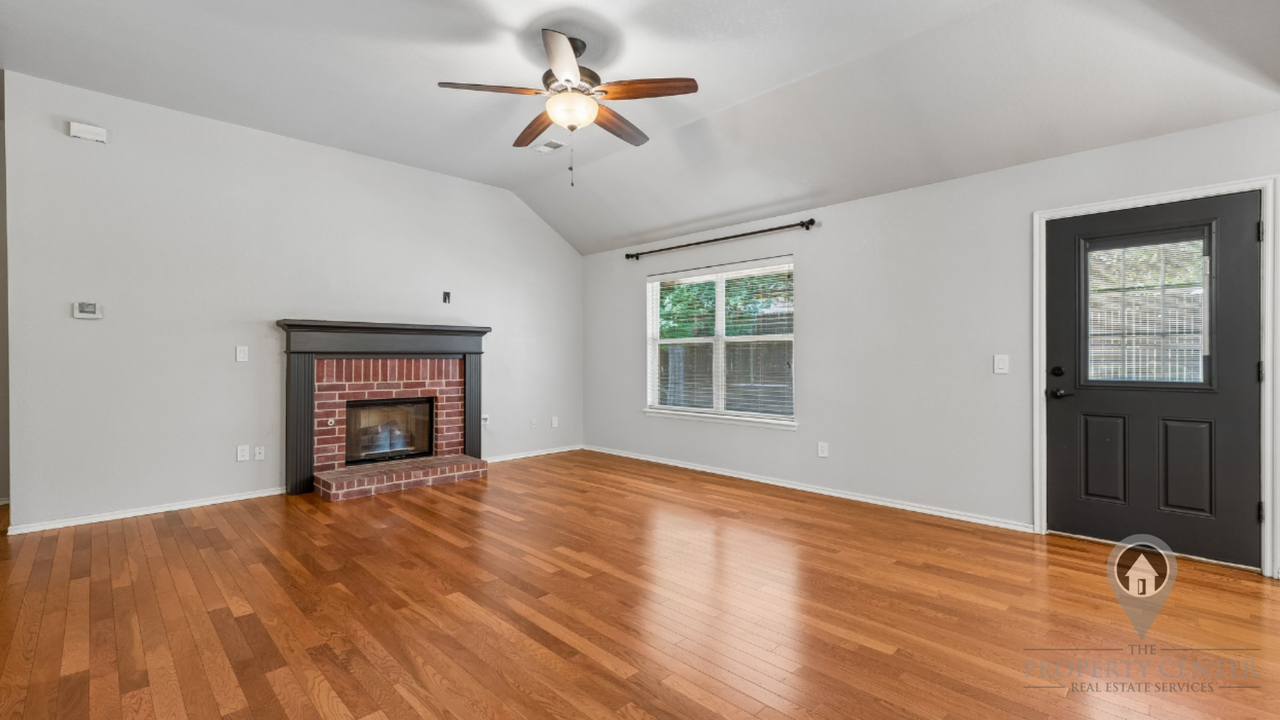13317 Grayson Pl - Photo 5 of 34