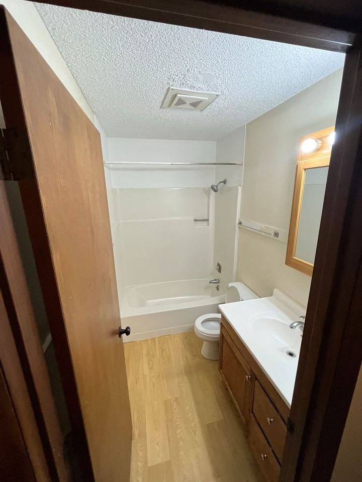 1315 Tremont St - Photo 2 of 7
