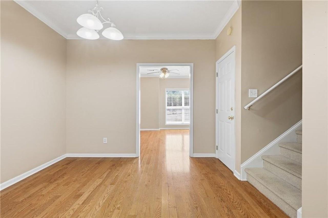 1213 N Dean Rd - Photo 6 of 17