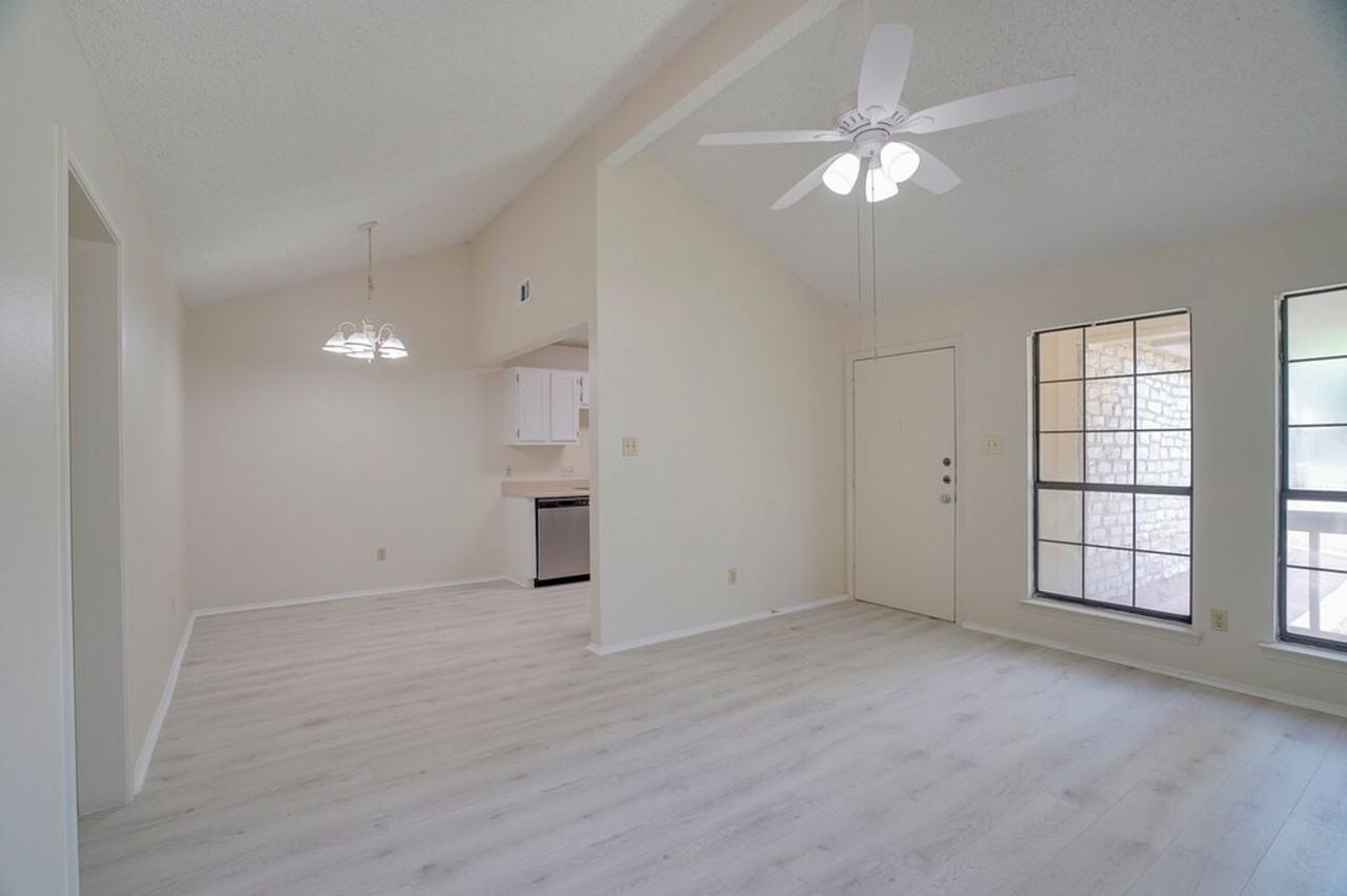 1103 Woodlief Trl - Photo 5 of 20
