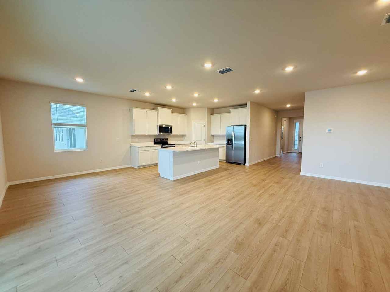 11937 Kingsley Trl - Photo 5 of 50