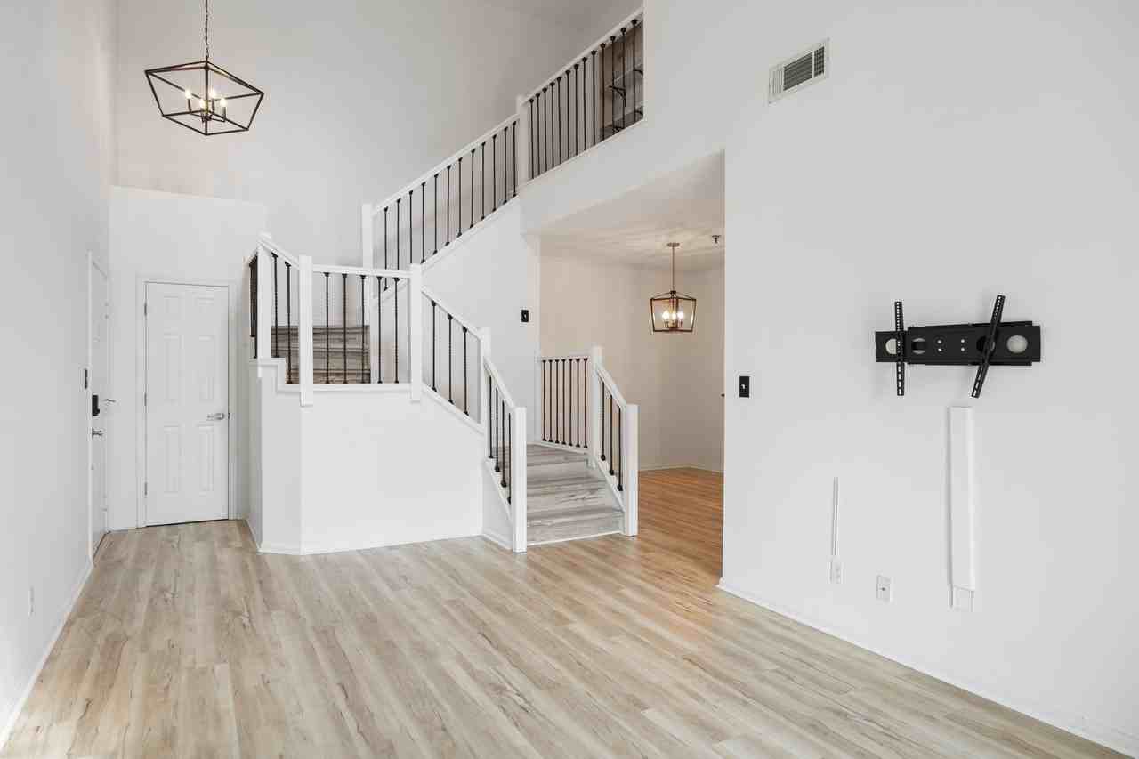 300 Yarmouth St #330 - Photo 4 of 38