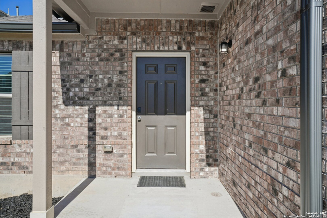 7019 Vista Loop - Photo 4 of 35