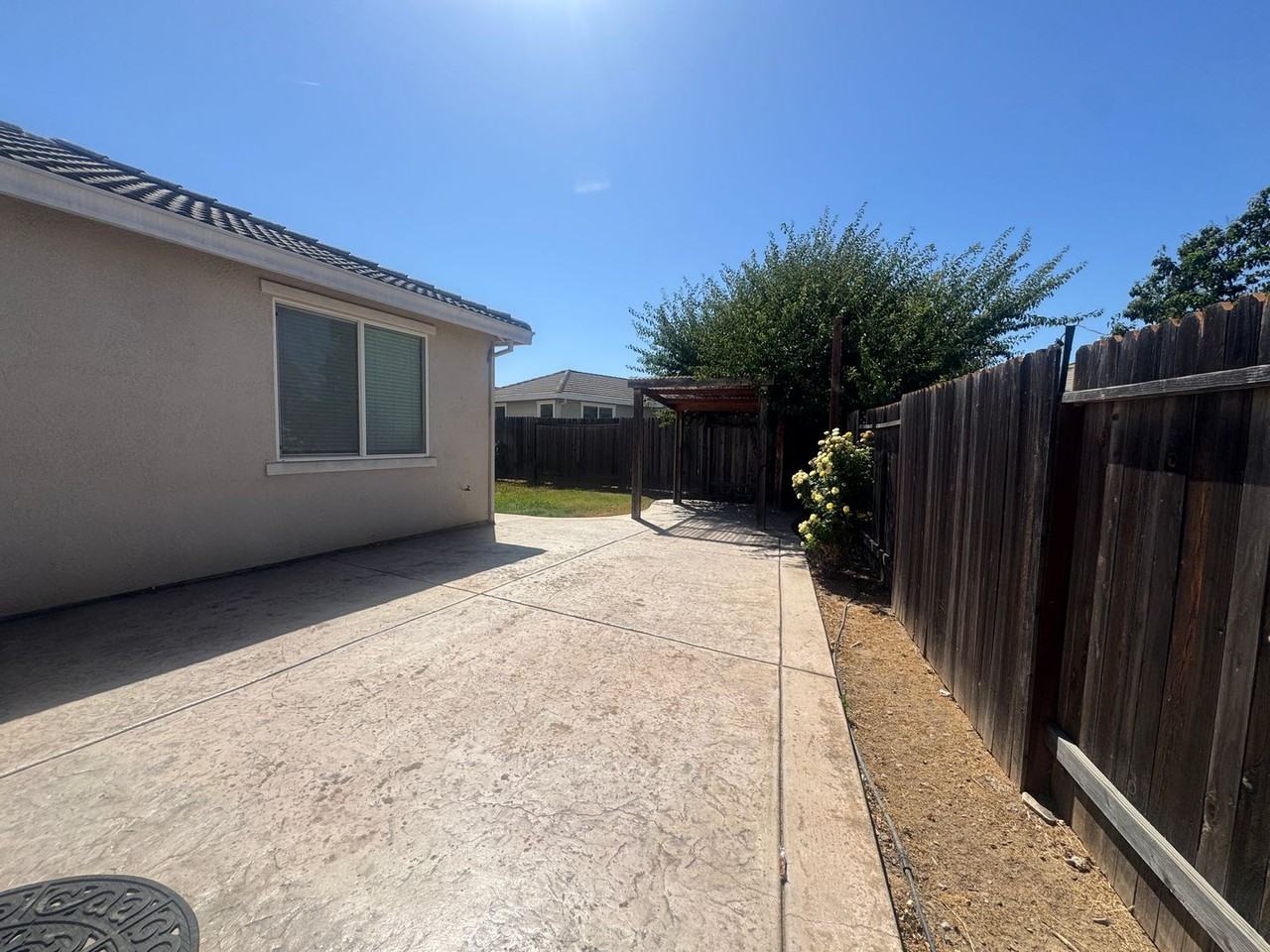 10140 Van Brocklin Way - Photo 3 of 14