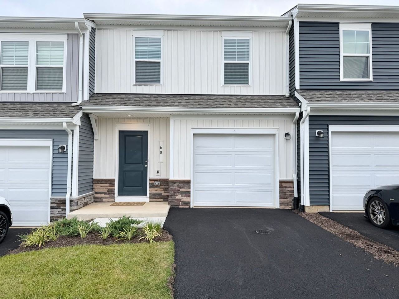 60 Sophie Kathryn Dr - Photo 2 of 38