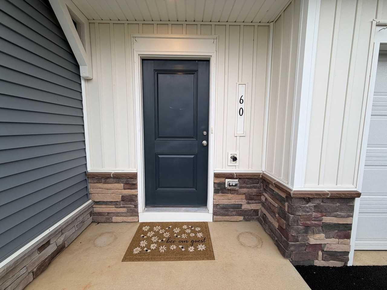 60 Sophie Kathryn Dr - Photo 3 of 38