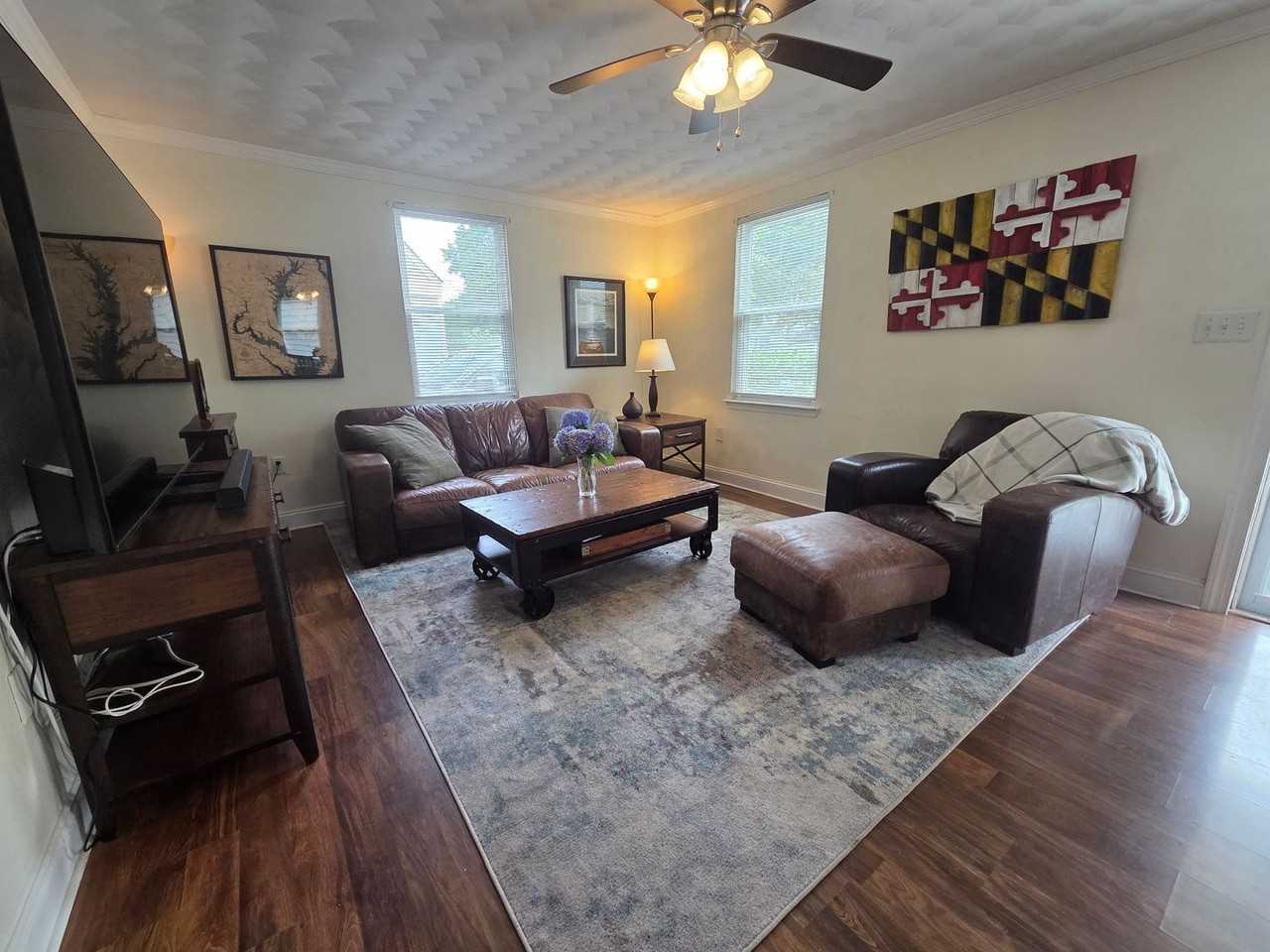 7407 Yorktown Dr - Photo 3 of 22