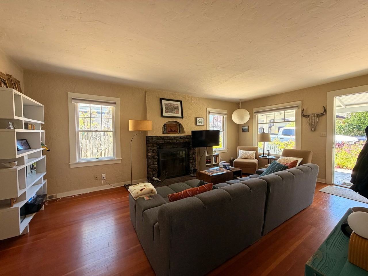212 Fanmar Way - Photo 6 of 12