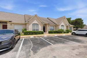 featured image of 239 Navarro Dr