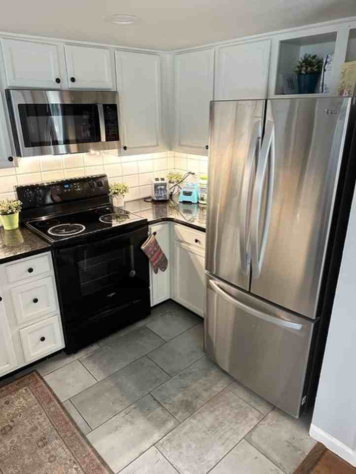 4871 White Rock Cir - Photo 7 of 14
