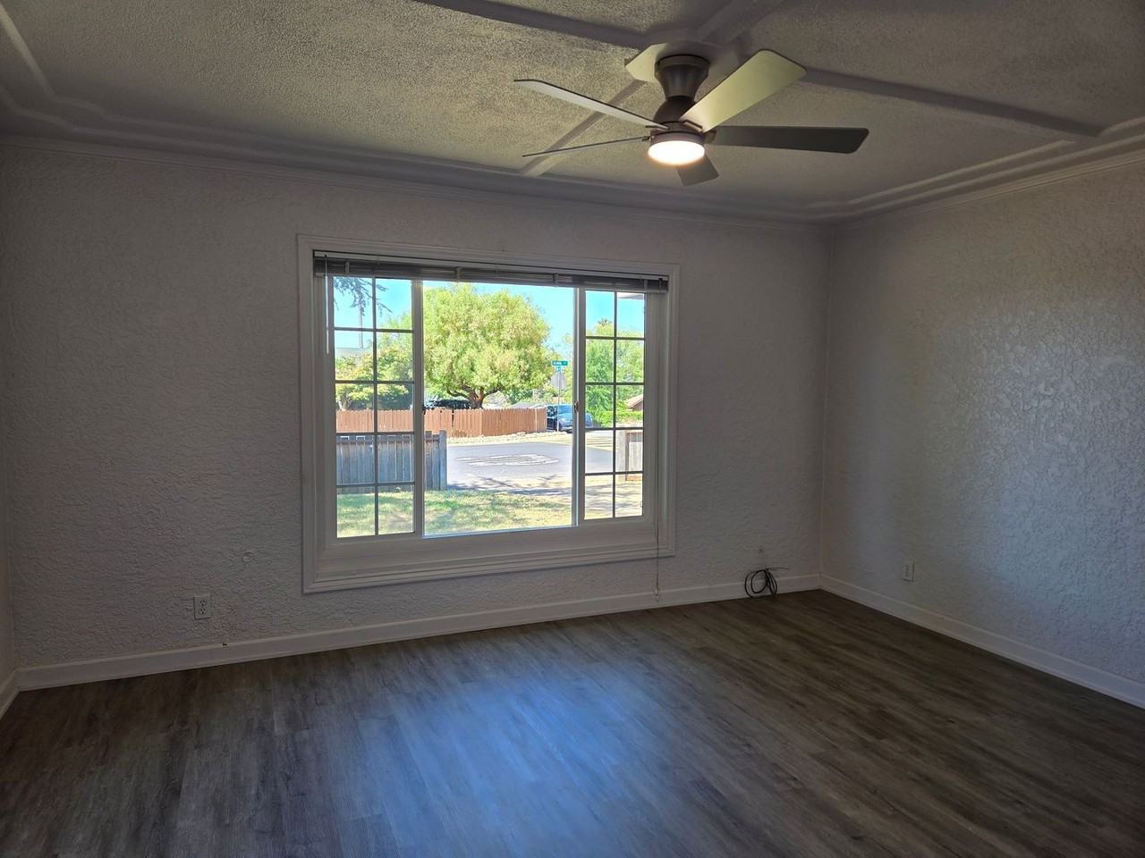 109 Dean Way - Photo 6 of 15