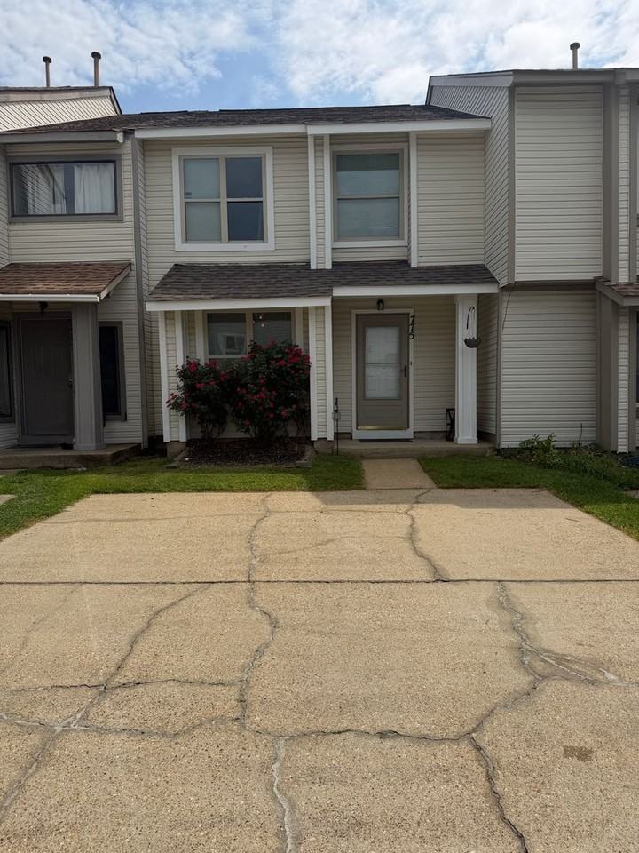 775 Hecate Dr - Photo 2 of 24