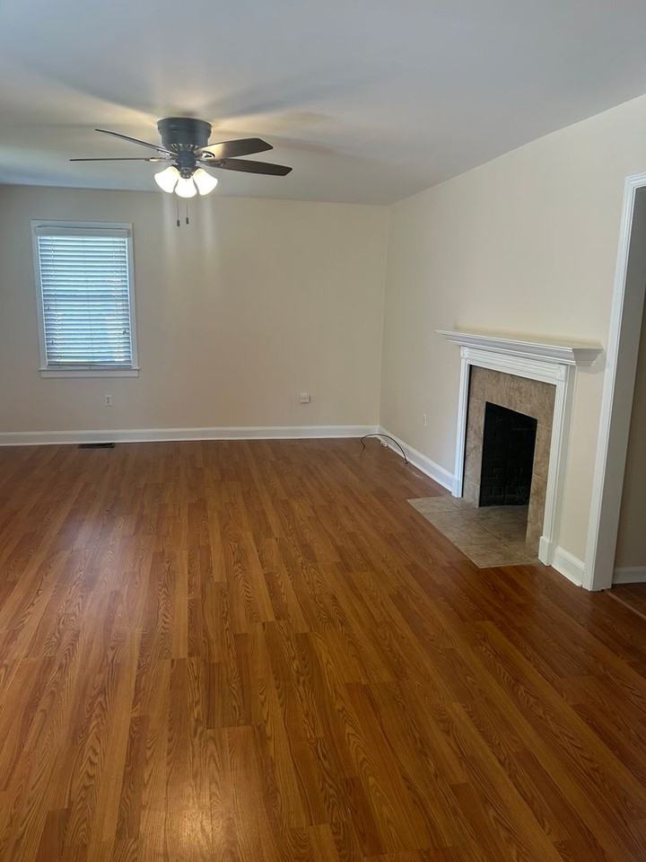 204 Richardson St - Photo 2 of 19