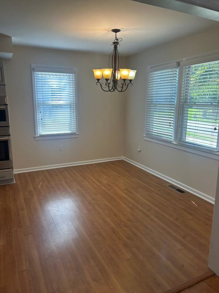 204 Richardson St - Photo 4 of 19