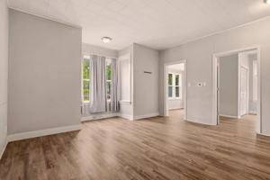 featured image of 1002 8th St S