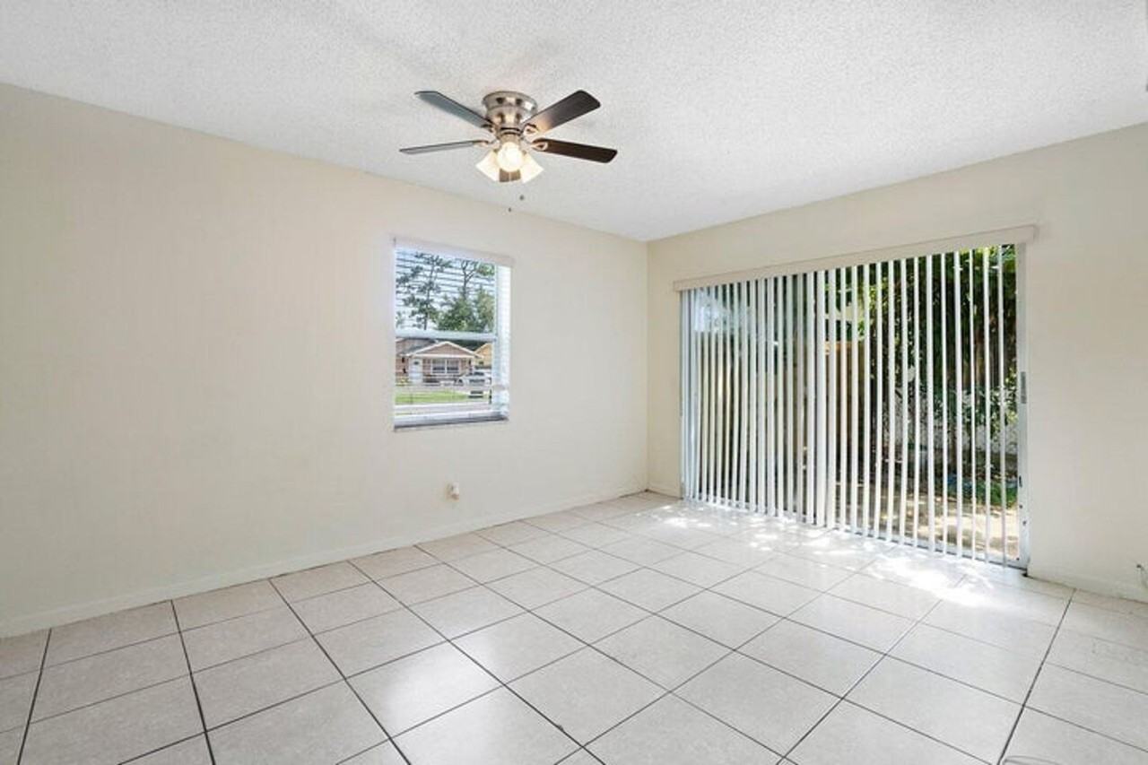 5854 Kumquat Rd - Photo 4 of 12