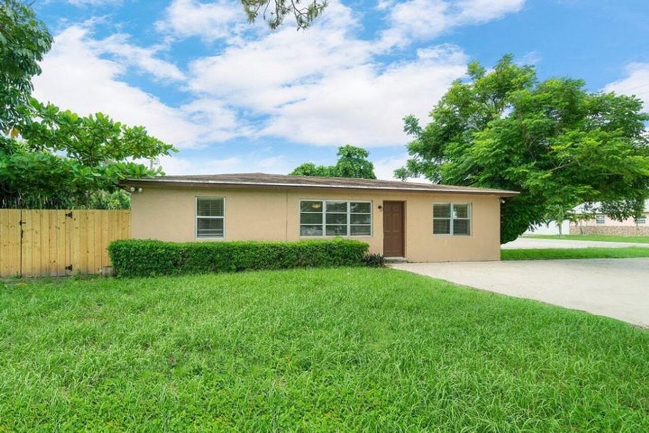 5854 Kumquat Rd - Photo 5 of 12