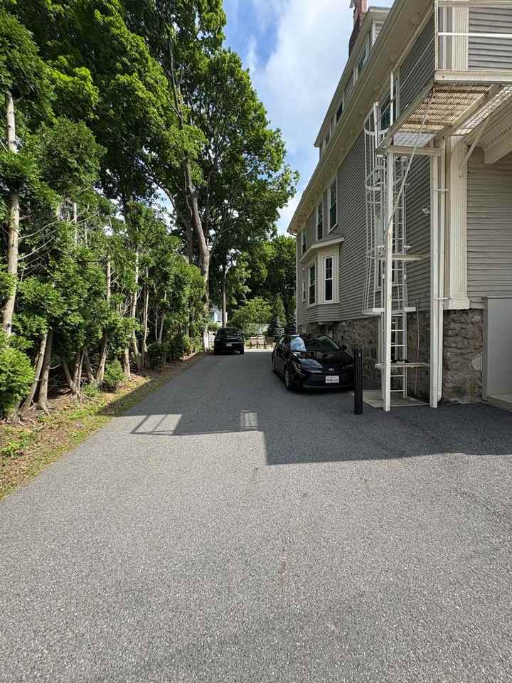 63 Oak St - Photo 2 of 12