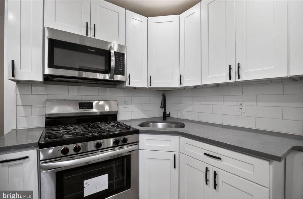 2505 S Sheridan St - Photo 6 of 19