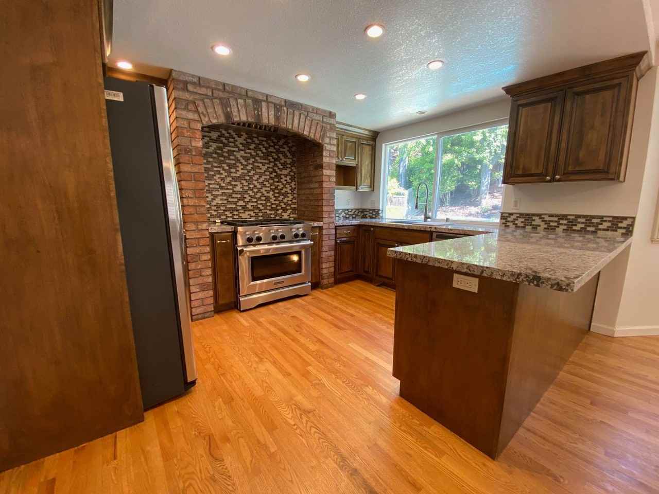 1057 Mazzone Dr - Photo 2 of 13