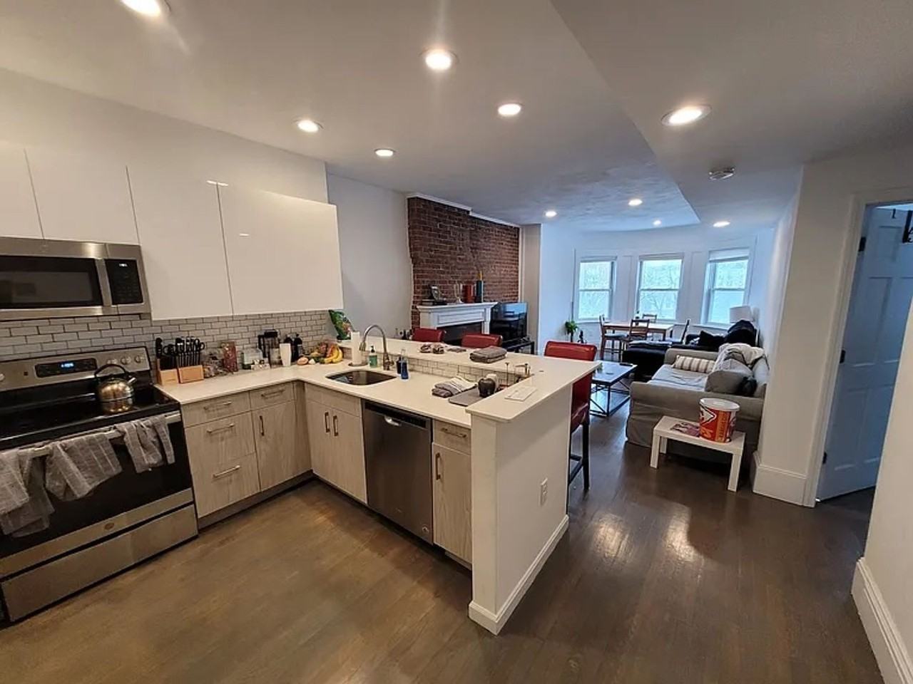 1414 Beacon St