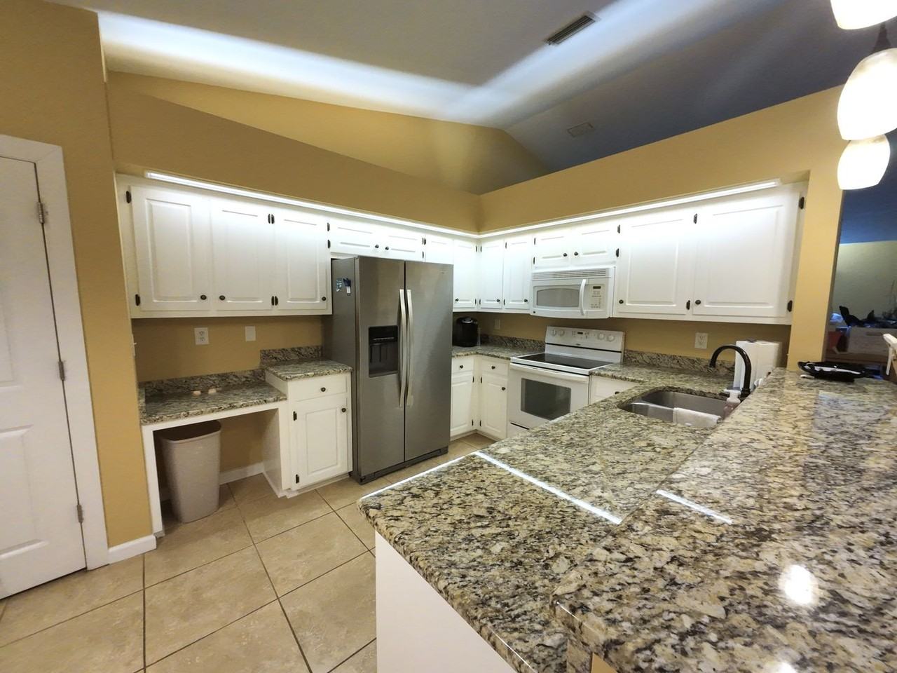 7165 Ashmoor Dr N - Photo 2 of 10