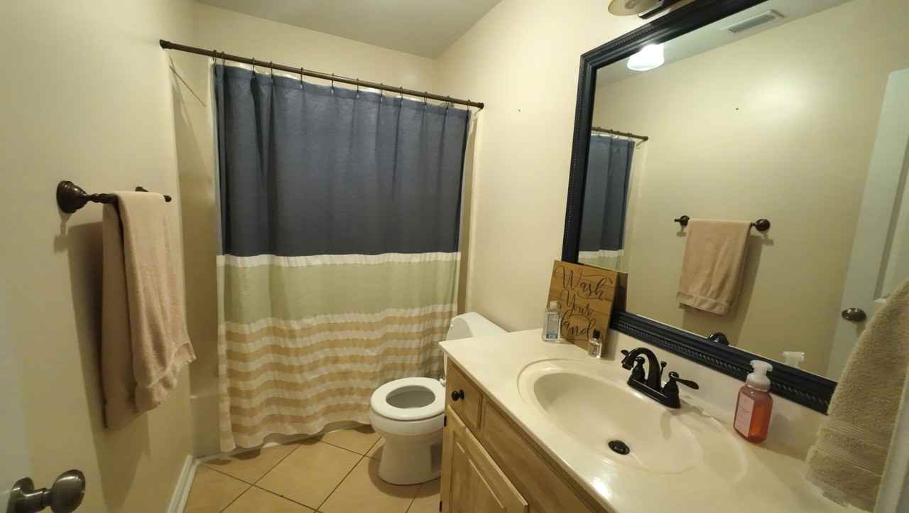 7165 Ashmoor Dr N - Photo 7 of 10