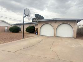 featured image of 10316 Ashwood Dr