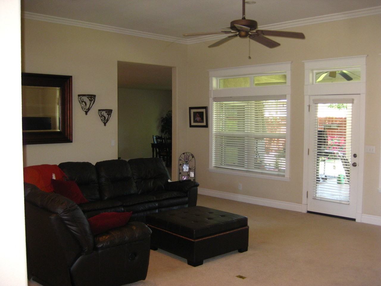 105 Sterling Oaks Dr - Photo 5 of 21