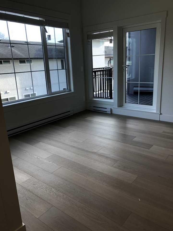4618 51 Street #3 - Photo 3 of 9