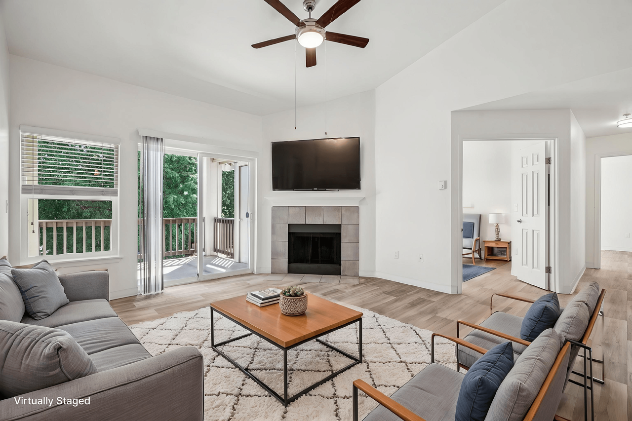 Thorncroft Farms Apartments - Photo 4 of 27