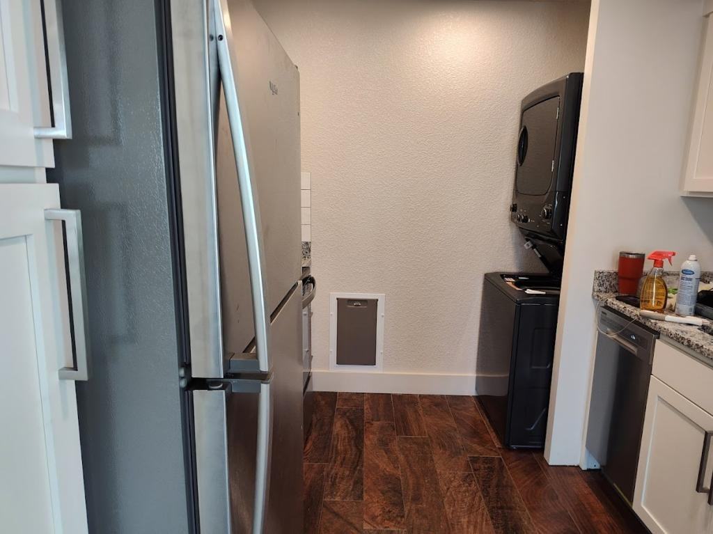 1001 Lewis Dr - Photo 7 of 10
