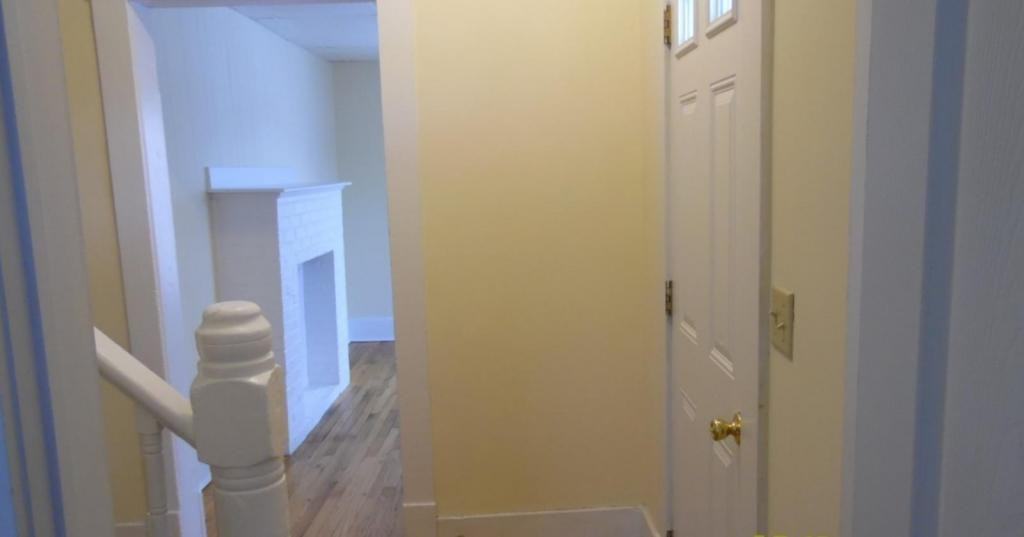 1964 Chestnut Ave - Photo 5 of 10