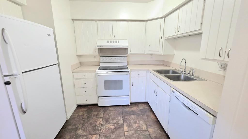 3922 Lamplighter Way - Photo 4 of 17