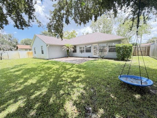 3950 Ridgewood Dr - Photo 2 of 17