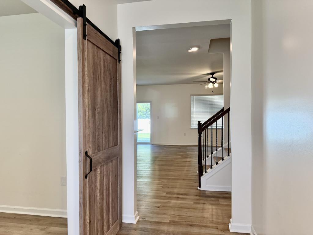 130 Sweetfern Ln - Photo 2 of 43