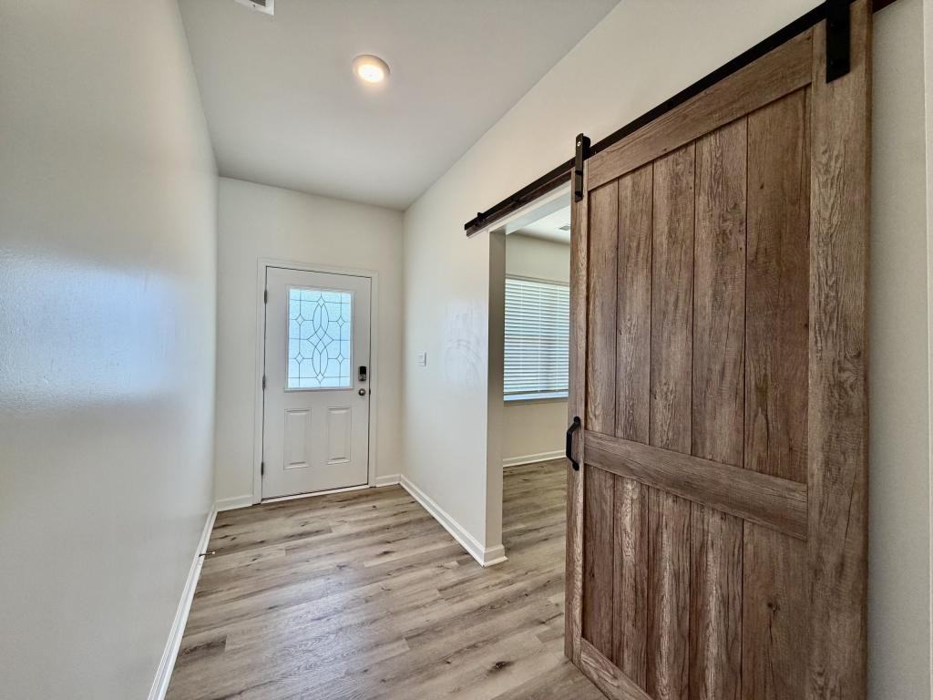 130 Sweetfern Ln - Photo 3 of 43