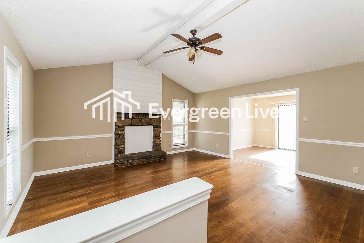 4347 N Cherry Creek Ln - Photo 3 of 10