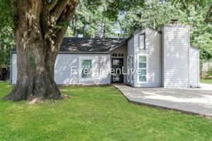 featured image of 4084 Silverleaf Rd