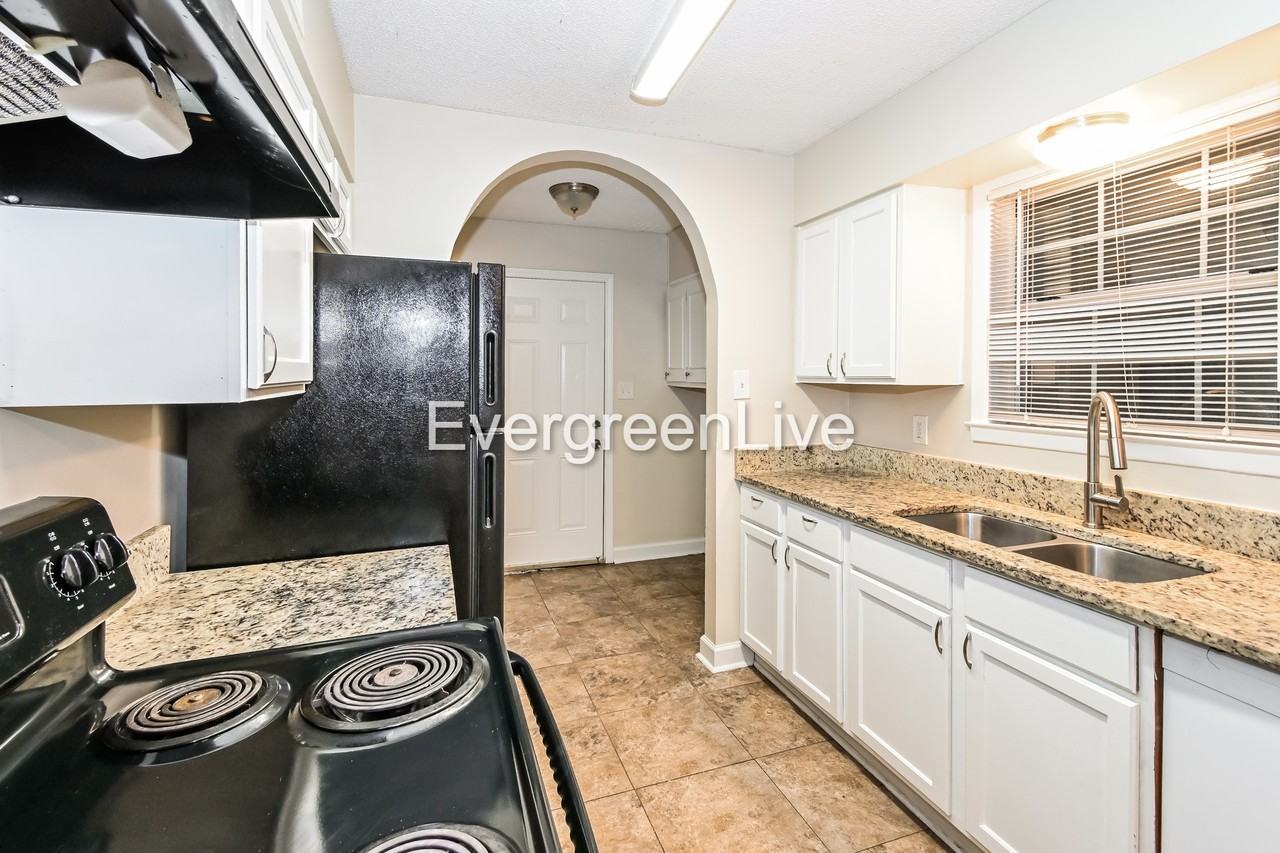 5064 Judy Lynn Ave - Photo 6 of 15