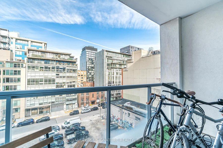 39 Brant St - Photo 6