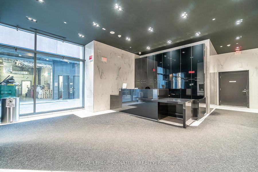 39 Brant St - Photo 3