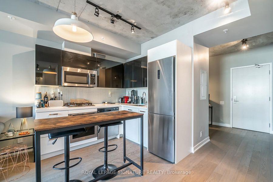39 Brant St - Photo 9