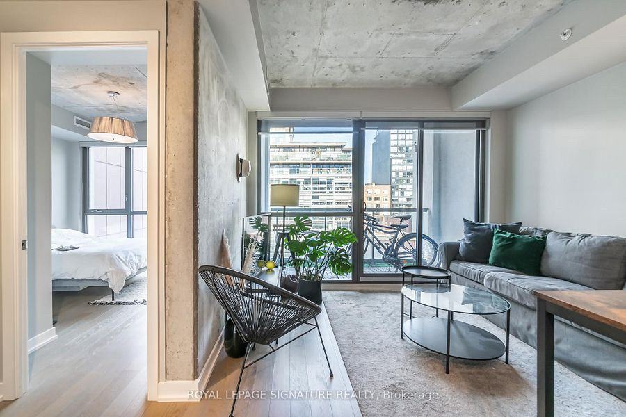 39 Brant St - Photo 10