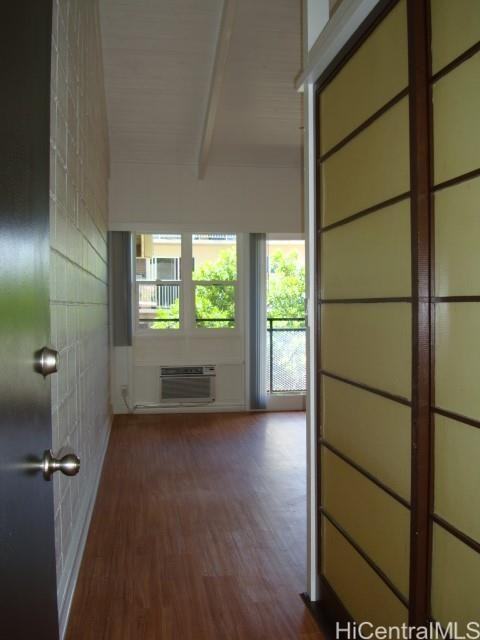1060 Lunalilo St #E - Photo 3 of 20